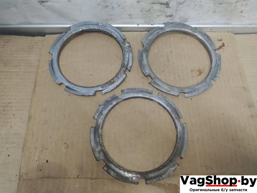 гайка топливного насоса Porsche Panamera 970 2011, 3.6 л., i, M 46.40, бензин, АКПП, черный, хетчбэк 5 дв., полный привод, 1K0201375 - фото №1