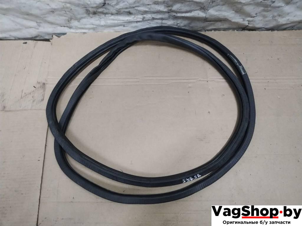 уплотнитель двери Porsche Panamera 970 2011, 3.6 л., i, M 46.40, бензин, АКПП, черный, хетчбэк 5 дв., полный привод, 97053726601 - фото №1