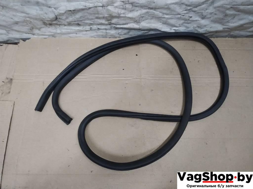 уплотнитель двери Porsche Panamera 970 2011, 3.6 л., i, M 46.40, бензин, АКПП, черный, хетчбэк 5 дв., полный привод, 97053626601 - фото №1