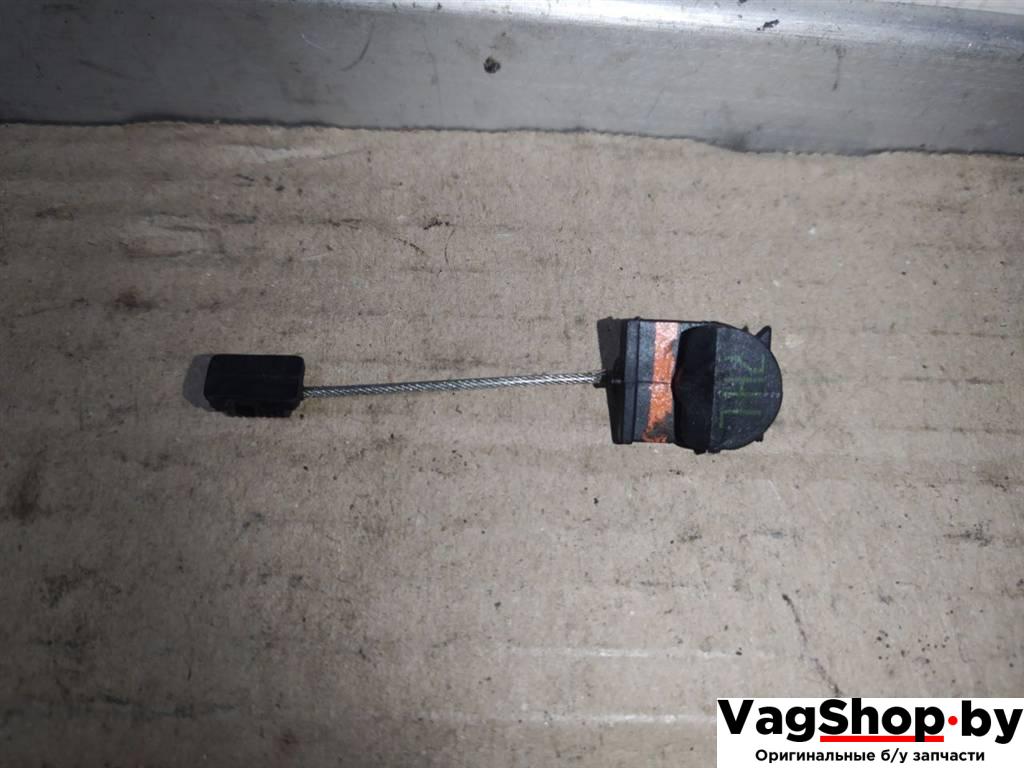 Трос двери задней Volkswagen Golf 5 поколение 2005, 2.0 л., TDi, BMM, дизель, АКПП, черный, хетчбэк 5 дв., передний привод, 3B9839059A - фото №1