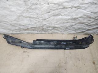 крепление ( кронштейн ) крыла Volkswagen Touareg 1 поколение [рестайлинг] 2009, 3.0 л., TDi, BKS, дизель, АКПП, серый, внедорожник 5 дв., полный привод, 7L6805920B, 7L6805716, 7L6805772