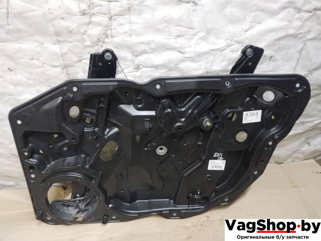 стеклоподъемник электрический передний правый Volkswagen Touareg 2 поколение 2014, 3.6 л., FSI, CGR, бензин, АКПП, синий, внедорожник 5 дв., полный привод, 7P6837756C - фото №1