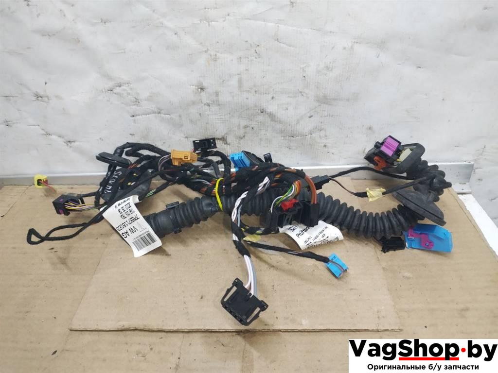 дверная проводка Volkswagen Touareg 2 поколение 2014, 3.6 л., FSI, CGR, бензин, АКПП, синий, внедорожник 5 дв., полный привод, 7P6971161ES, 7P6971121B - фото №1