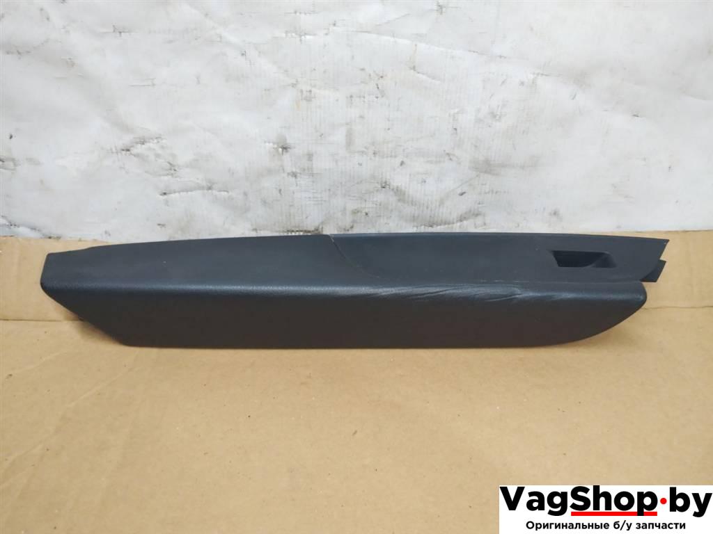 молдинг двери задней левой Volkswagen Touareg 2 поколение 2014, 3.6 л., FSI, CGR, бензин, АКПП, синий, внедорожник 5 дв., полный привод, 7P6867375 - фото №1