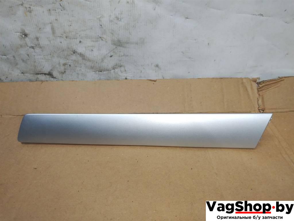 накладка декоративная Volkswagen Touareg 2 поколение 2014, 3.6 л., FSI, CGR, бензин, АКПП, синий, внедорожник 5 дв., полный привод, 7P6867440R - фото №1