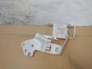 кронштейн (крепление) Volkswagen Touareg 2 поколение 2014, 3.6 л., FSI, CGR, бензин, АКПП, синий, внедорожник 5 дв., полный привод, 7P0837868A