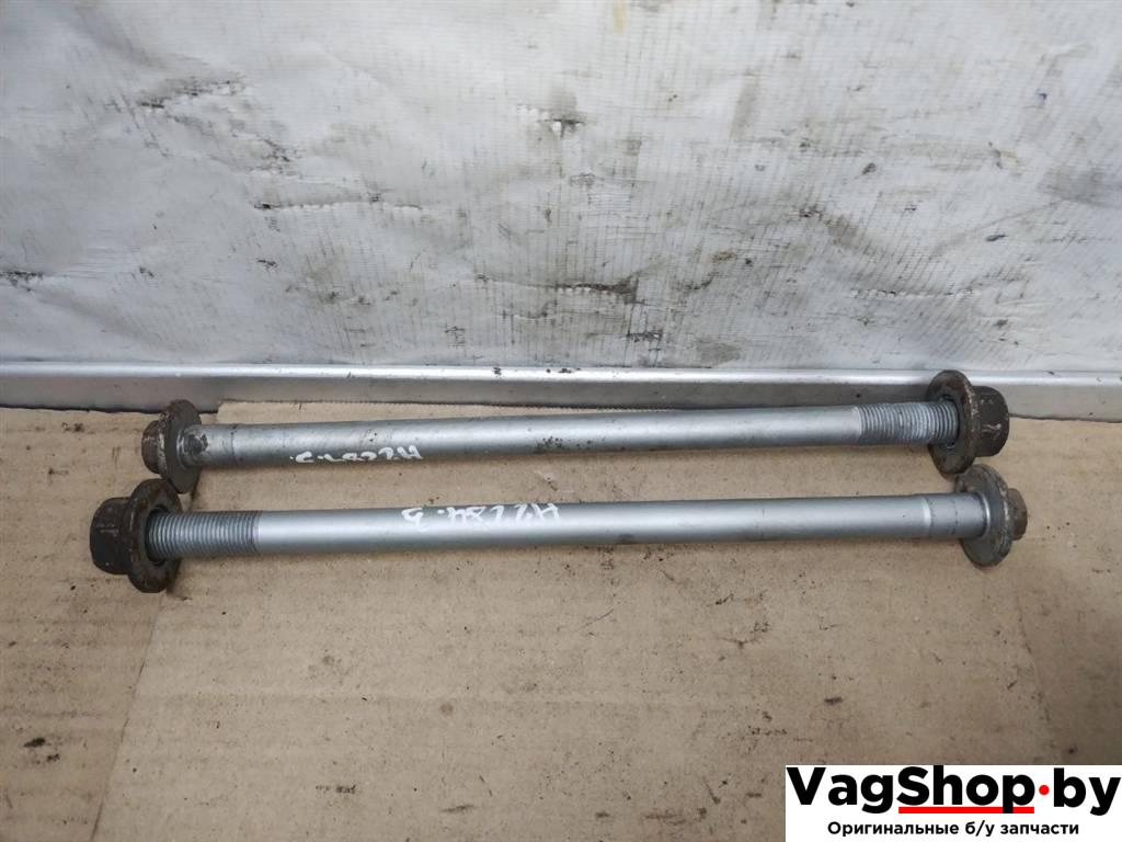 болт BMW X5 E70 2008, 3.5 л., TDi, 306D5, дизель, АКПП, серый, внедорожник 5 дв., полный привод, правый руль - фото №1