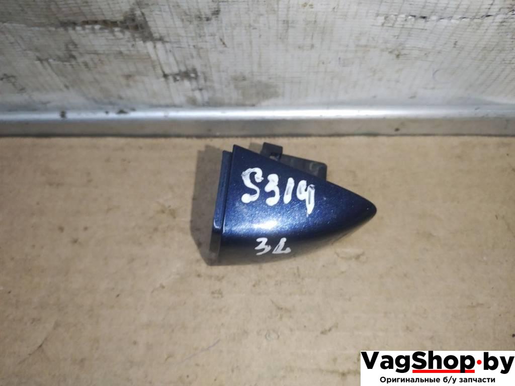 Колпачок (заглушка) ручки двери Volkswagen Touareg 2 поколение 2014, 3.6 л., FSI, CGR, бензин, АКПП, синий, внедорожник 5 дв., полный привод, 7P6839167 - фото №1