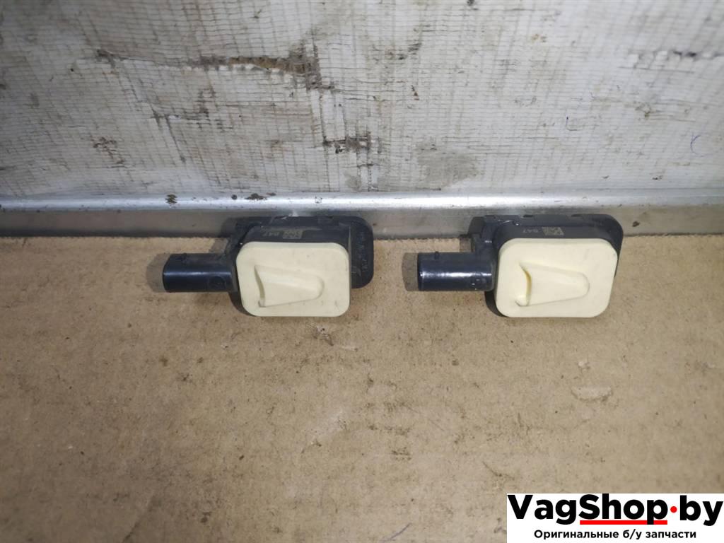 датчик удара Volkswagen Touareg 2 поколение 2014, 3.6 л., FSI, CGR, бензин, АКПП, синий, внедорожник 5 дв., полный привод, 7P0959354 - фото №1