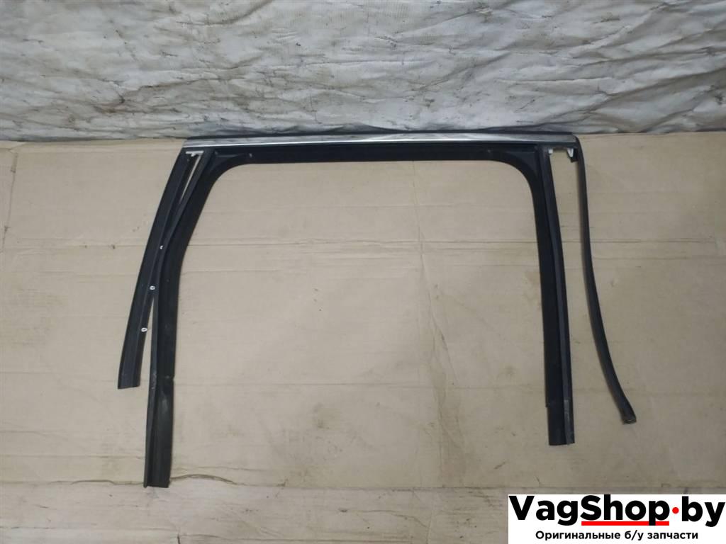 направляющая стекла Volkswagen Touareg 2 поколение 2014, 3.6 л., FSI, CGR, бензин, АКПП, синий, внедорожник 5 дв., полный привод - фото №1