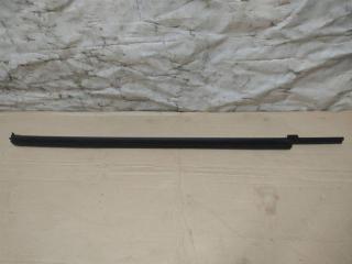 уплотнитель двери Volkswagen Touareg 2 поколение 2014, 3.6 л., FSI, CGR, бензин, АКПП, синий, внедорожник 5 дв., полный привод, 7P0837472C