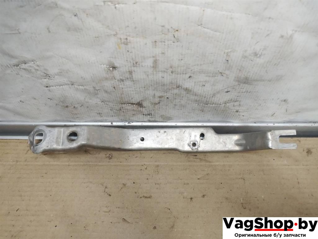 крепление ( кронштейн ) крыла Audi A7 1 4G 2012, 3.0 л., TDi, CLA, дизель, АКПП, белый, хетчбэк 5 дв., полный привод, правый руль, 4G8807591C - фото №1