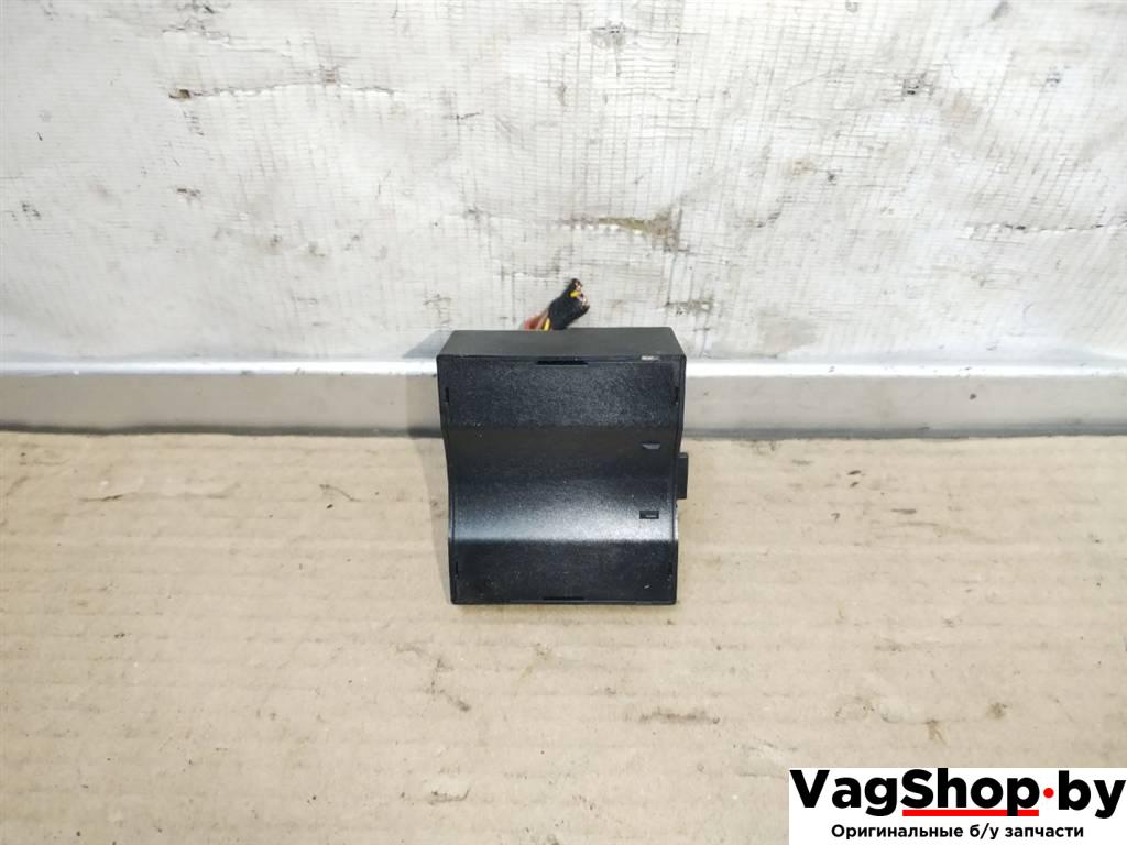 блок управления крышкой багажника Audi A7 1 4G 2012, 3.0 л., TDi, CLA, дизель, АКПП, белый, хетчбэк 5 дв., полный привод, правый руль, 4G8959252 - фото №1