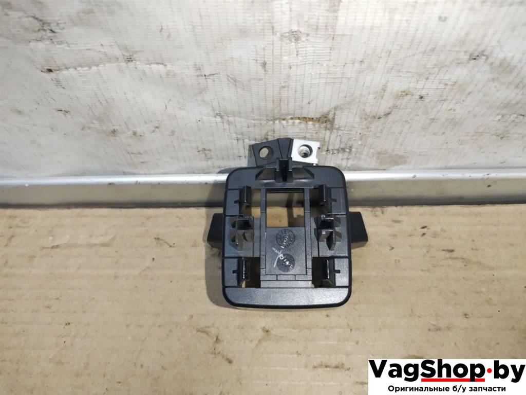 кронштейн (крепление) Audi A7 1 4G 2012, 3.0 л., TDi, CLA, дизель, АКПП, белый, хетчбэк 5 дв., полный привод, правый руль, 4G0857289 - фото №1