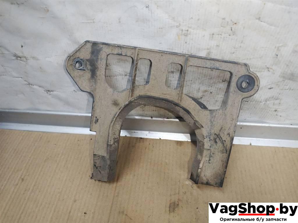 пыльник Audi A7 1 4G 2012, 3.0 л., TDi, CLA, дизель, АКПП, белый, хетчбэк 5 дв., полный привод, правый руль, 4G0863189 - фото №1