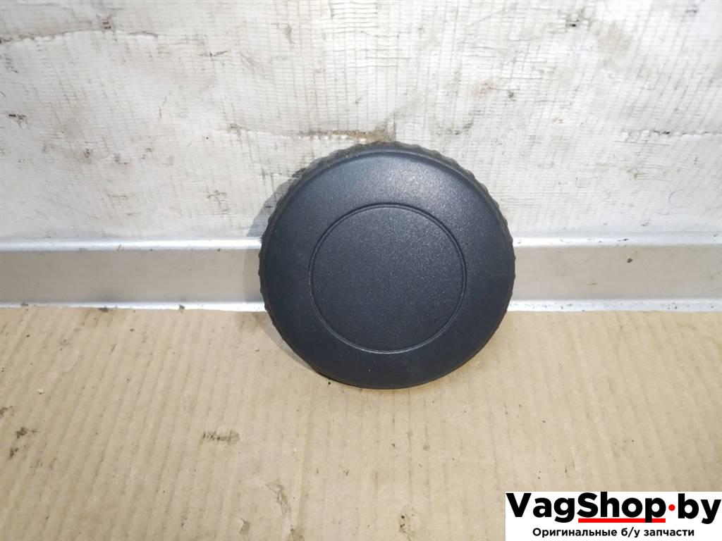 Ручка регулировки спинки сиденья Volkswagen Golf Plus 2 поколение 2010, 1.6 л., TDi, CAY, дизель, АКПП, красный, хетчбэк 5 дв., передний привод, 1J0881673 - фото №1