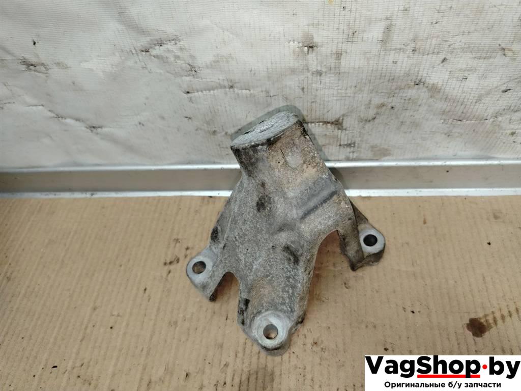 кронштейн двигателя Audi A7 1 4G 2012, 3.0 л., TDi, CLA, дизель, АКПП, белый, хетчбэк 5 дв., полный привод, правый руль, 8K0199307BJ - фото №1