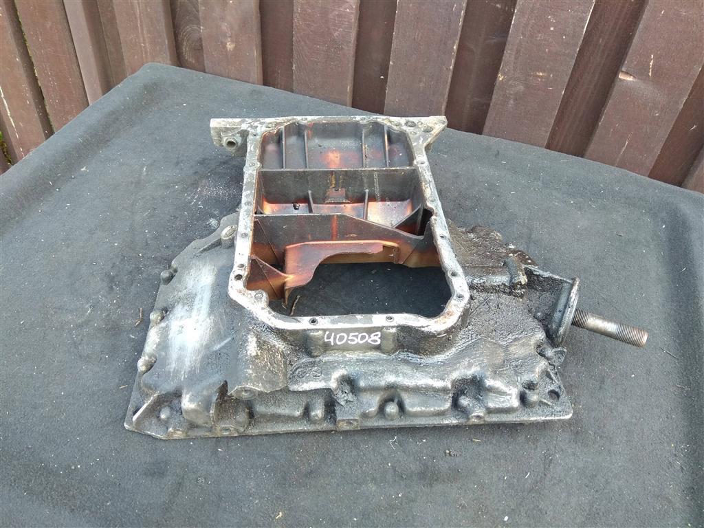 масляный поддон Audi A6 4A/C4 1997, 2.8 л., бензин, седан, 078103603AF, AGA, 078103603AM, 078103603AB, ALG, ACK, ALF, AJG, ABC - фото №1