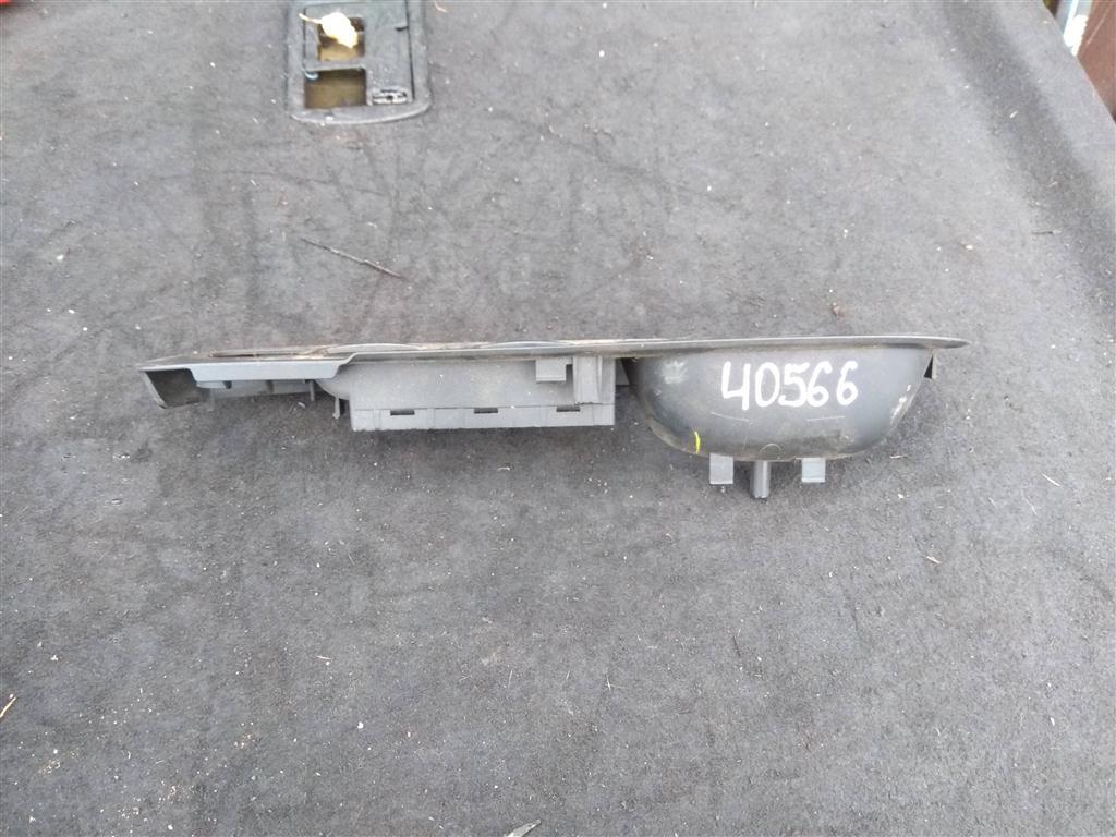 ручка внутренняя передняя левая Volkswagen Passat B6 2006, 1.8 л., бензин, седан, 3C1867171B, . - фото №1
