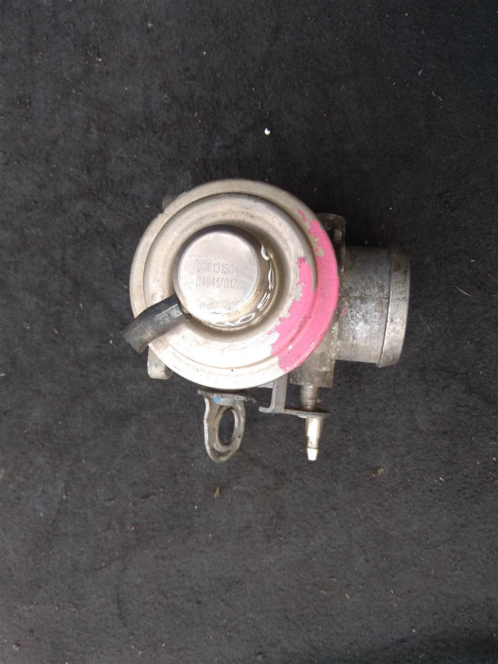 клапан EGR Skoda Octavia 2 поколение (A5) 2005, 1.9 л., TDi, дизель, седан, 038131501M, 045131501C, 038131501A, AHF, ALH, ATD, ARG, 038131501AR, 038131501E, 045131501L, ASV - фото №1
