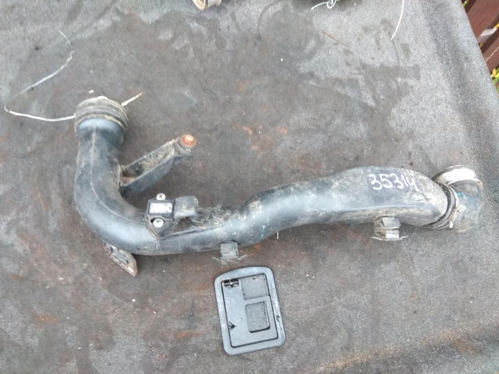 патрубок интеркулера Audi A4 B6 2003, 1.9 л., TDi, дизель, седан, 8E0145762, AVF, AVB, AWX, BKE, 8E0145840, 8E0145840E, 8E0145840S - фото №1