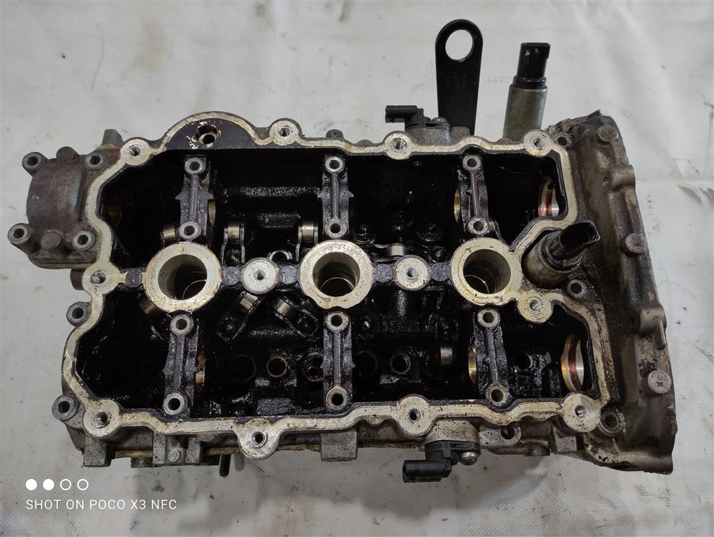 головка блока цилиндров Audi A6 4F/C6 2006, 3.2 л., бензин, седан, BPK, AUK, BKH - фото №1