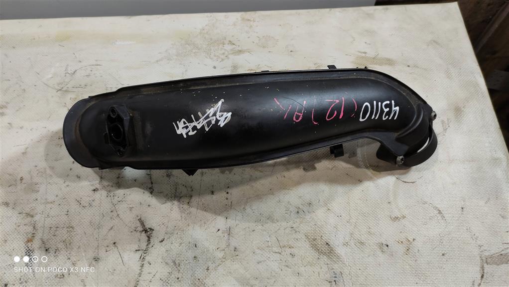 патрубок (трубопровод, шланг) Volkswagen Passat B7 2013, 1.4 л., TSI, бензин, седан, 03C145673H, 03C145673N, CTHD, CAVD, CNWA, CTKA - фото №1