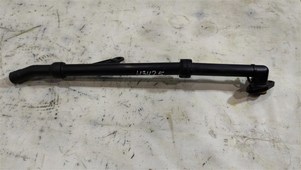 патрубок (трубопровод, шланг) Mercedes-Benz E-Класс W212/S212/C207/A207 2012, 1.8 л., бензин, седан, 271.860, 271.820, A2710181382, . - фото №1