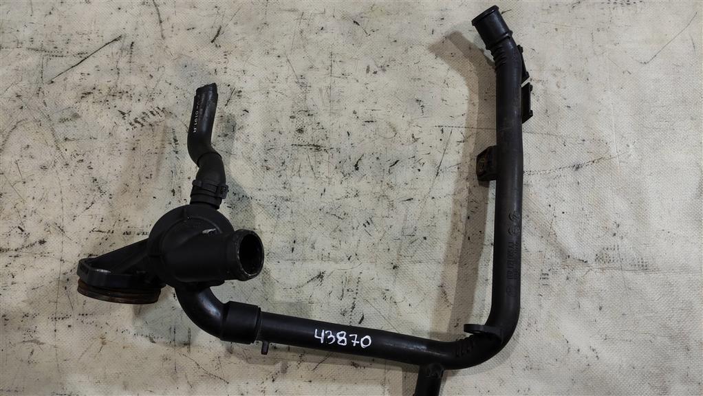 патрубок (трубопровод, шланг) Volkswagen Passat B7 2013, 2.0 л., TDi, дизель, седан, 03L121065AJ, CFFB, CFGB, CAYC, CLLA, CFGC, CCFA, . - фото №1