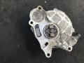 насос вакуумный Skoda Octavia 2 поколение (A5) [рестайлинг] 2011, 2.0 л., TDi, дизель, хетчбэк 5 дв., 03L145100F, 03L145100, CBAA, CBAB, CBDC, CLCA, CFF, CFG, CGLC, CMGB, CFJA, CJAA, CFHC, CBDA, CAYD, CAYE, CEGA, CLJA, CLLB, CJCA - фото №2
