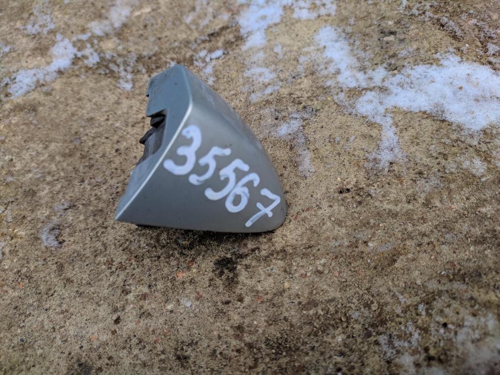 Заглушка наружной ручки двери Volkswagen Passat B7 2013, 2.0 л., бензин, седан, 3C0837880, 3C0837880A, . - фото №1