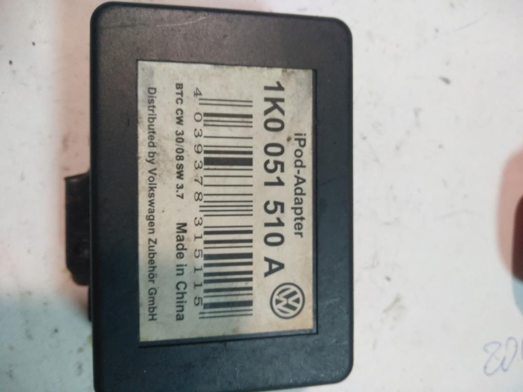 Айпод адаптер (кабель-адаптер) Volkswagen Jetta 5 поколение 2009, 2.0 л., TDi, дизель, седан, 1K0051510A, . - фото №1