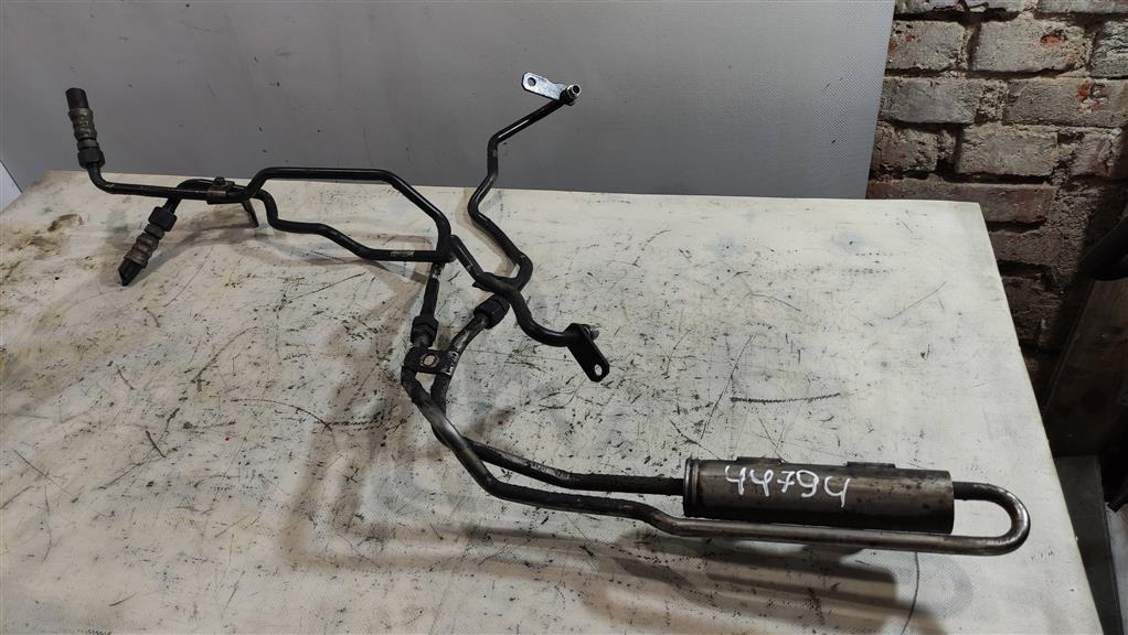 шланг (трубка) АКПП Audi A4 B7 2006, 2.0 л., бензин, седан, 8E0317817H, BPG, BWE, 8E0317823L, BWT, 8E0317818H, BGB, BUL, BYK, 8E0317821E - фото №1