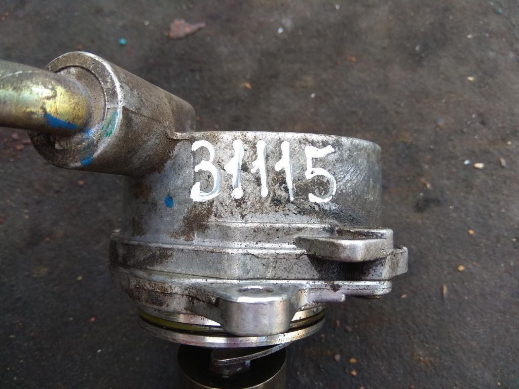 насос вакуумный Mercedes-Benz C-Класс W203/S203/CL203 2002, 2.2 л., CDi, дизель, седан, A6112300065, 611.962, . - фото №1