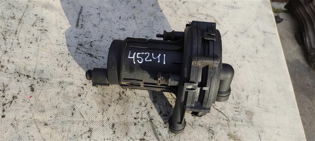 насос воздушный Volkswagen Passat B5 1998, 1.8 л., бензин, седан, 078906601D, ARG, 078906601M, . - фото №1