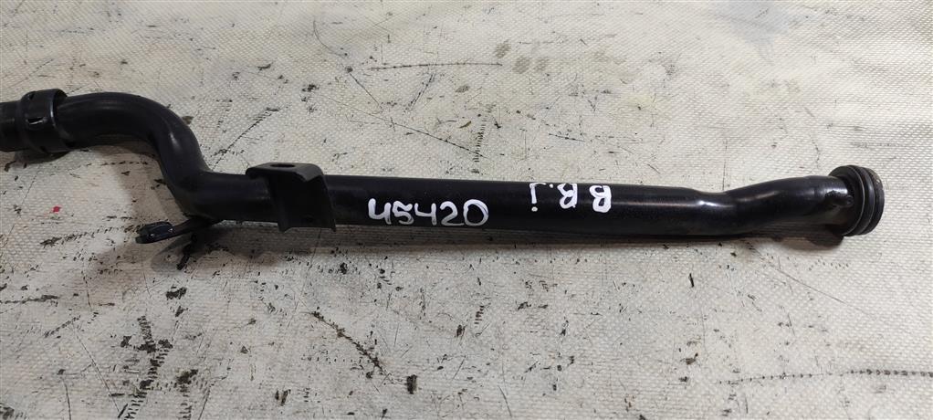 трубка охлаждающей жидкости Audi A6 4F/C6 2005, 3.0 л., бензин, седан, BBJ, 06C121075F, . - фото №1
