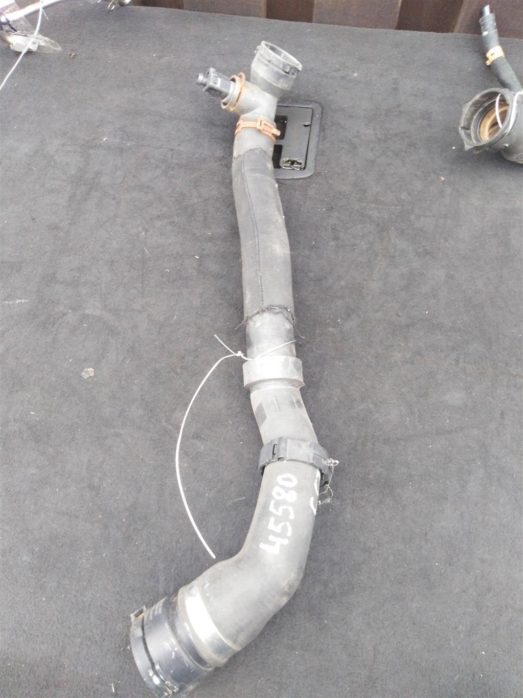 патрубок (трубопровод, шланг) Volkswagen Passat B7 2013, 2.0 л., TFSI, бензин, седан, 3C0122051BQ, CCZB, . - фото №1