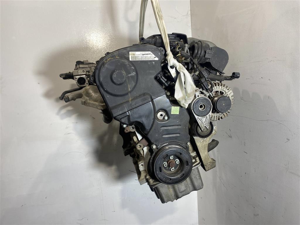 двигатель Volkswagen Passat B6 2007, 2.0 л., бензин, минивэн, BVZ, BVY, BLR, BLX, BLY, BVX, . - фото №1