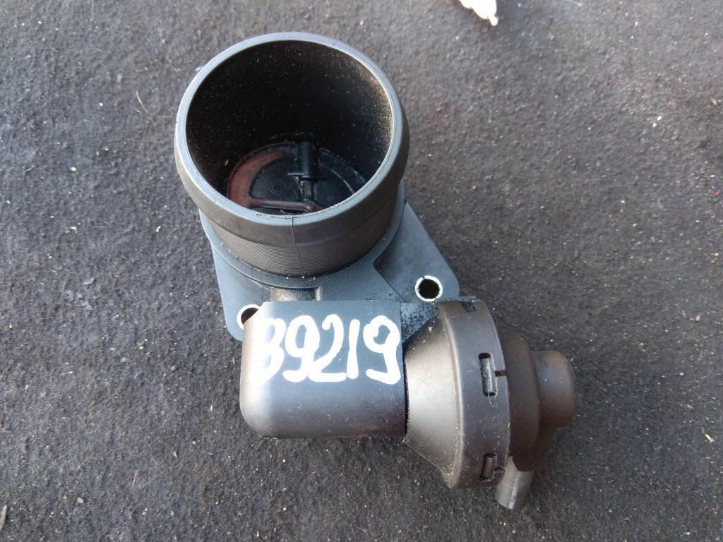 заслонка дроссельная Citroen C5 1 поколение 2002, 2.2 л., HDi, дизель, седан, 9638246680, 4HX, DW12TED4, 0928400432 - фото №1