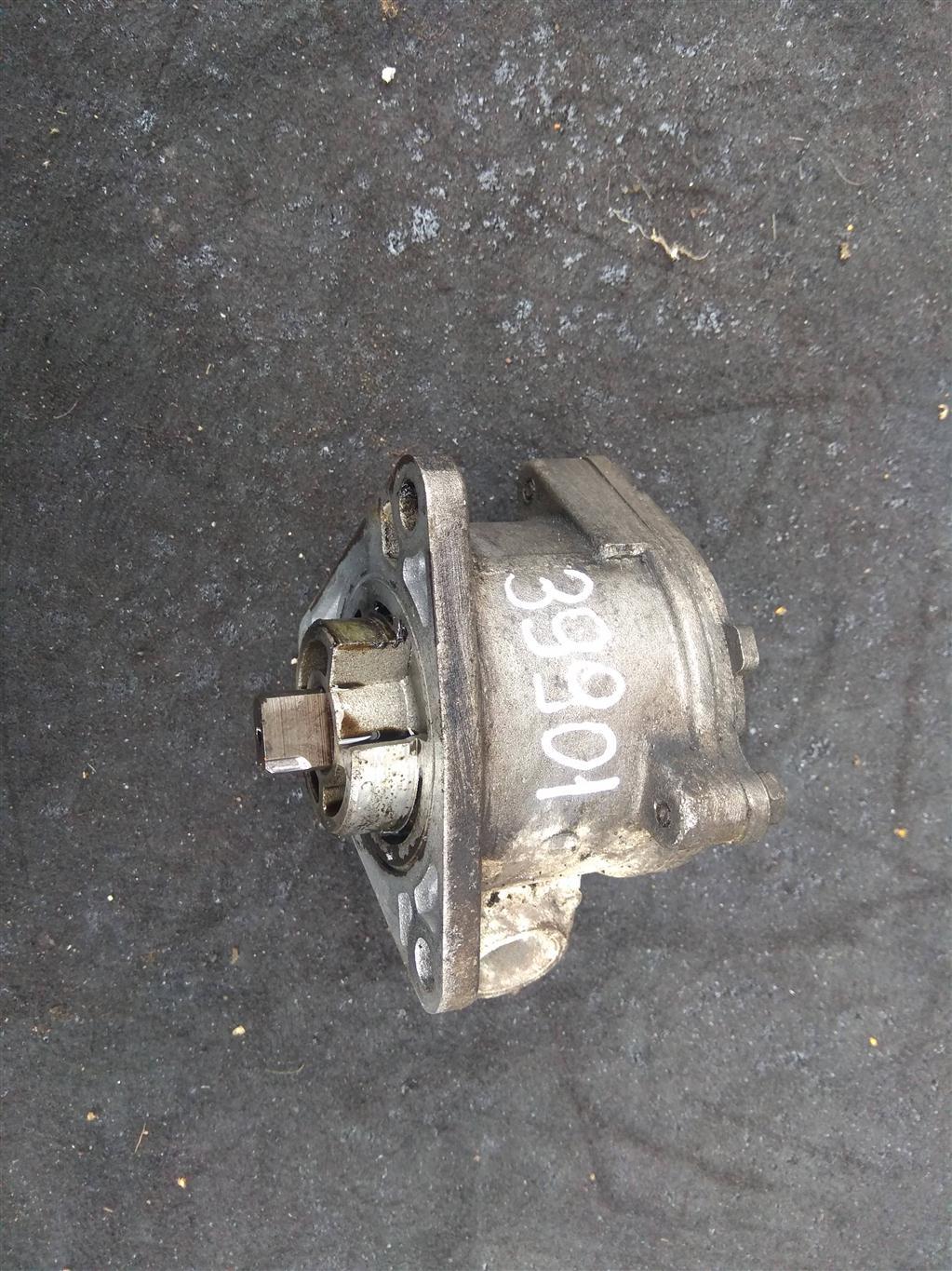 насос вакуумный Alfa Romeo 156 932 2000, 2.4 л., JTD, дизель, седан, 46533295, AR32501, . - фото №1