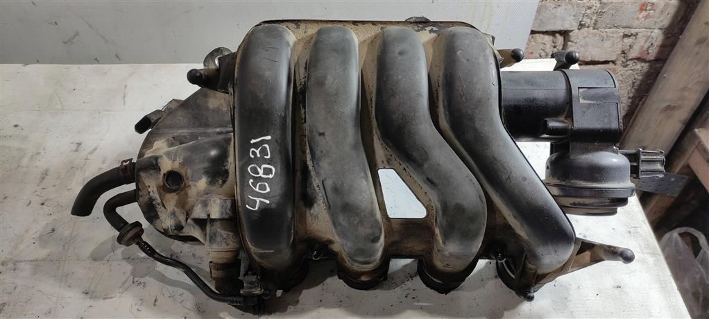 коллектор впускной Volkswagen Passat B6 2006, 2.0 л., бензин, седан, BVZ, BVY, BLR, BLX, BLY, AXW, 06F133210Q, BMB, . - фото №1