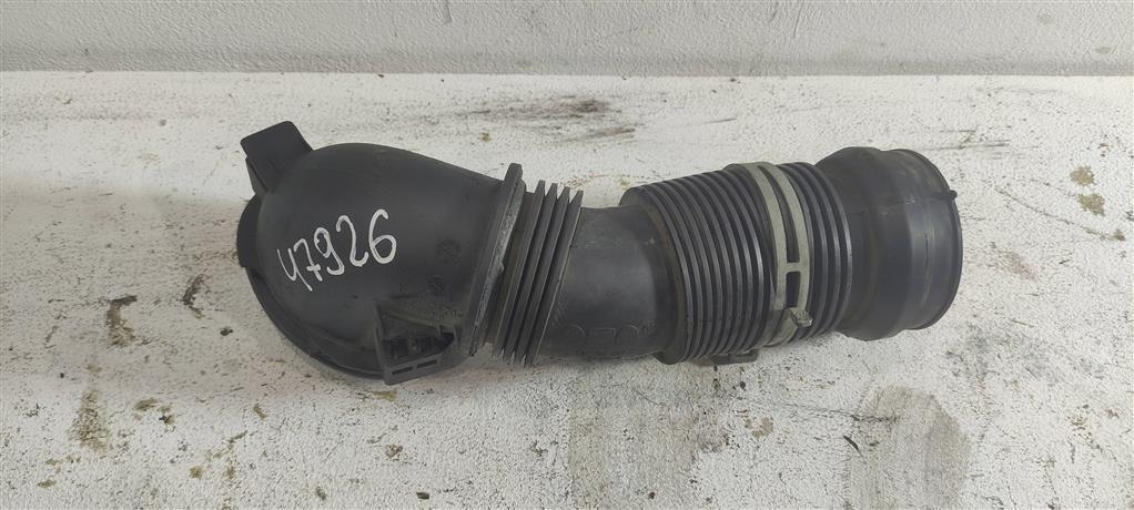 патрубок (трубопровод, шланг) Volkswagen Jetta 5 поколение 2009, 2.0 л., TFSI, бензин, седан, BWA, 06F129627G, . - фото №1