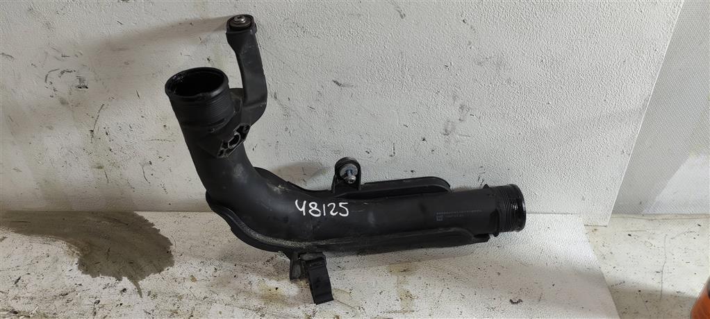 патрубок интеркулера Volkswagen Passat B7 2013, 2.0 л., TDi, дизель, седан, 03G906051E, 1K0145770AE, CAY, CFFA, CFFB, CFGB, CFF, CLLA, CFGC - фото №1