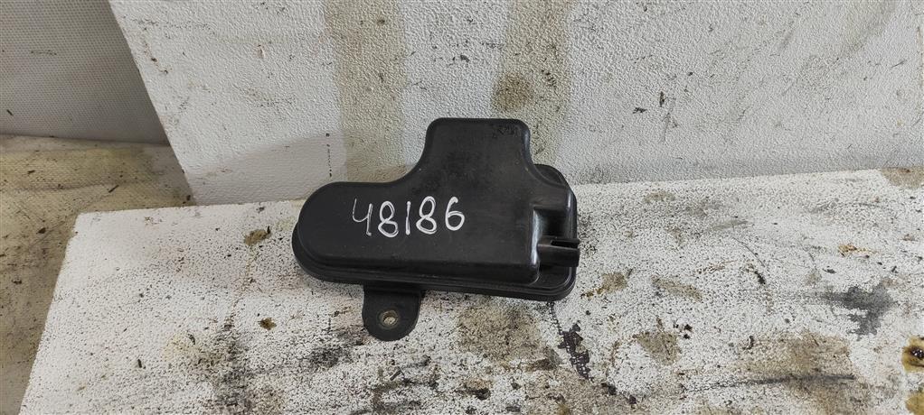 ресивер воздушный Volkswagen Golf 4 поколение 2001, 1.8 л., бензин, хетчбэк 5 дв., ALH, AUM, 06A131541, AQY, AGU, AUQ, AZH, APK, AGR, AZG, AVH, ARX, AFP, AQP, AUE, BDE, BEV, . - фото №1
