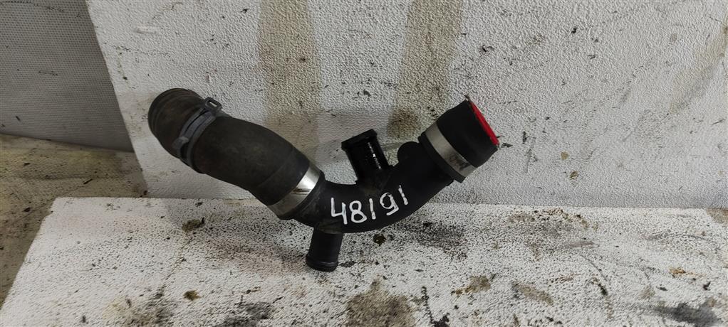 фланец (тройник) системы охлаждения Volkswagen Jetta 5 поколение 2006, 2.0 л., дизель, седан, BPY, BWA, 1K0121087AH, . - фото №1