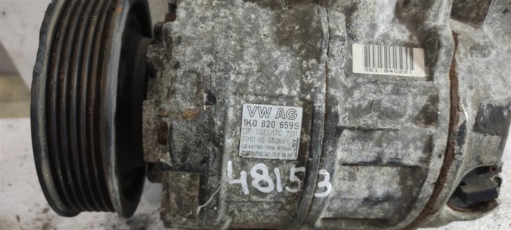 компрессор кондиционера Volkswagen Jetta 5 поколение 2006, 2.0 л., FSI, бензин, седан, BVZ, 1K0820859P, BSE, BVY, BPY, BLR, BLY, 1K0820803S, 1K0820859F, 1K0820803L, 1K0820803N, 1K0820859S, 1K0820803F, 5N0820803C, 1K0820859M, 1K0820859E, 1K0820803P, 5N0820803A, 1K0820859T, 1K0820859C, 5Q0820803E, BWA, 5N0820803, 5N0820803H, 890632, 1K0820803C, 1K0820859D, 1K0820803E, BSF, 5K0820803H, 1K0820808DX, 1K0820808FX, 5K0820803J, 1K0820803QX, 1K0820808A, 1K0820808BX, 1K0820859H, 1K0820859N, 5K0820803, 5K0820803C, 5K0820803E, 5K0820803G, 5K0820803L, 5Q0820803J, 5Q0820803N, 5Q0820803R, 8J0260805A, 699357 - фото №1