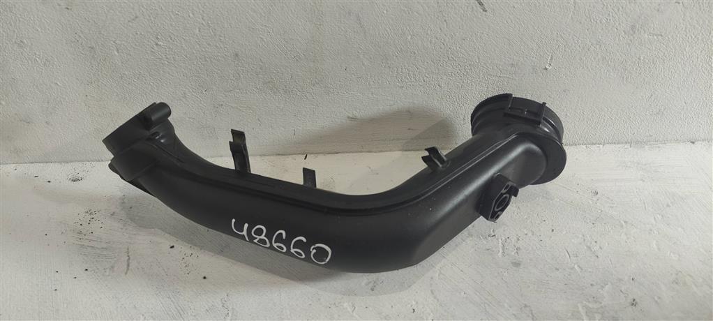 патрубок (трубопровод, шланг) Volkswagen Passat B7 2013, 1.4 л., TSI, бензин, седан, 03C145673H, 03C145673N, CTHD, CAVD, CNWA, CTKA - фото №1