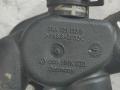 фланец (тройник) системы охлаждения Volkswagen Golf 4 поколение 2001, 1.6 л., бензин, хетчбэк 5 дв., AVU, AHW, AUM, BCA, AZD, 06A121133D, AQY, AGU, AGN, AEH, AKL, AZH, APK, APF, AZJ, AXP, 06A121132, BCB - фото №2