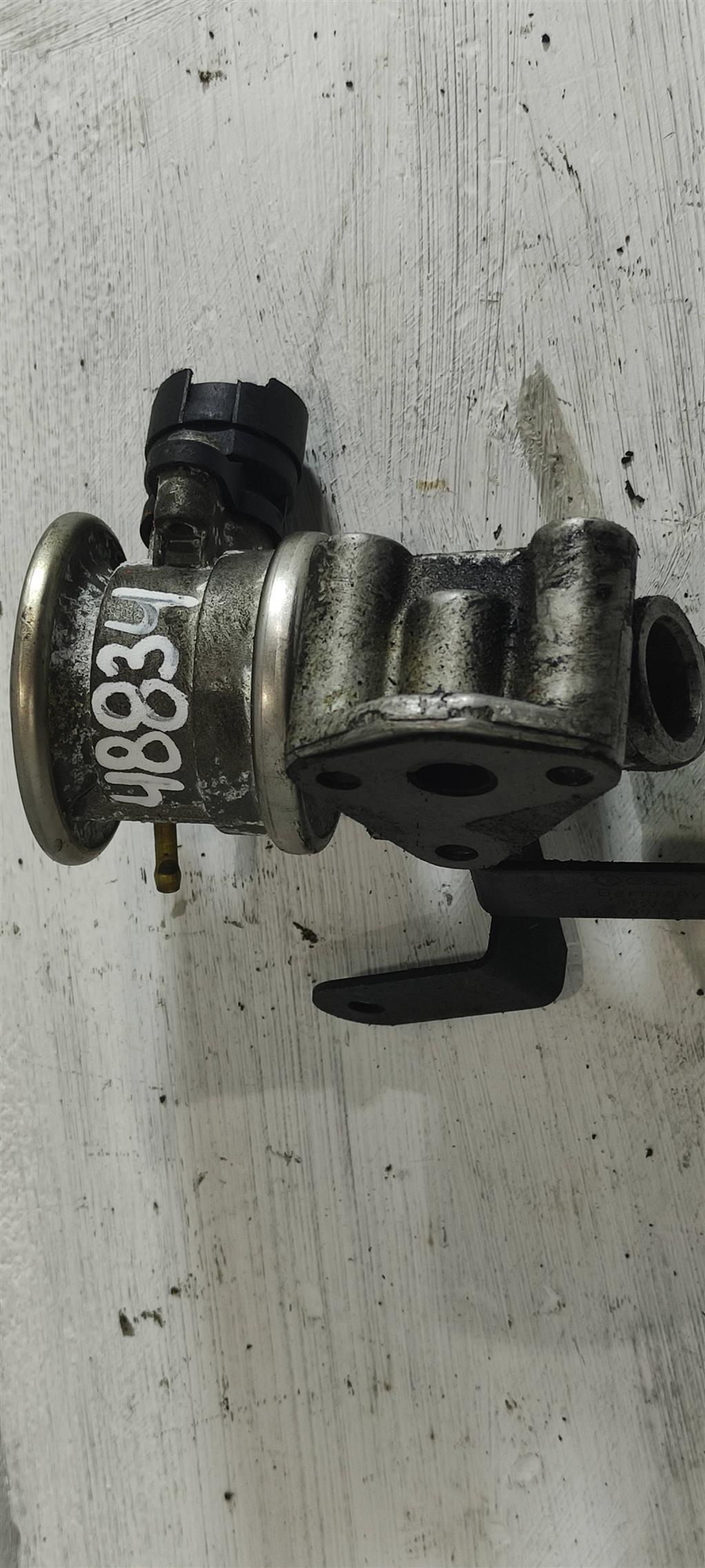 клапан EGR Audi A3 8L 1999, 1.6 л., бензин, хетчбэк 5 дв., AVU, 06A131229, AQY, AZH, APF, 022131101F, 06A131229C - фото №1