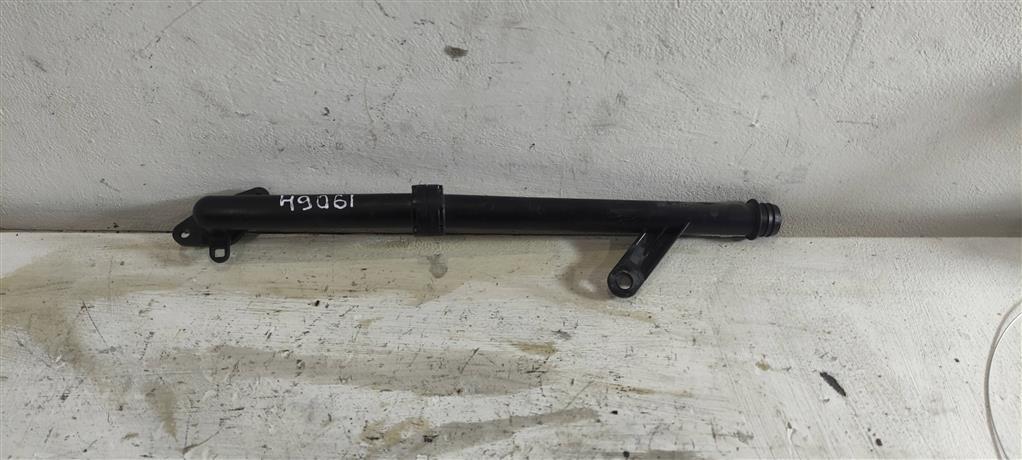 патрубок отопителя (печки) Mercedes-Benz E-Класс W212/S212/C207/A207 2012, 1.8 л., бензин, седан, 271.860, 271.820, A2710102601, . - фото №1